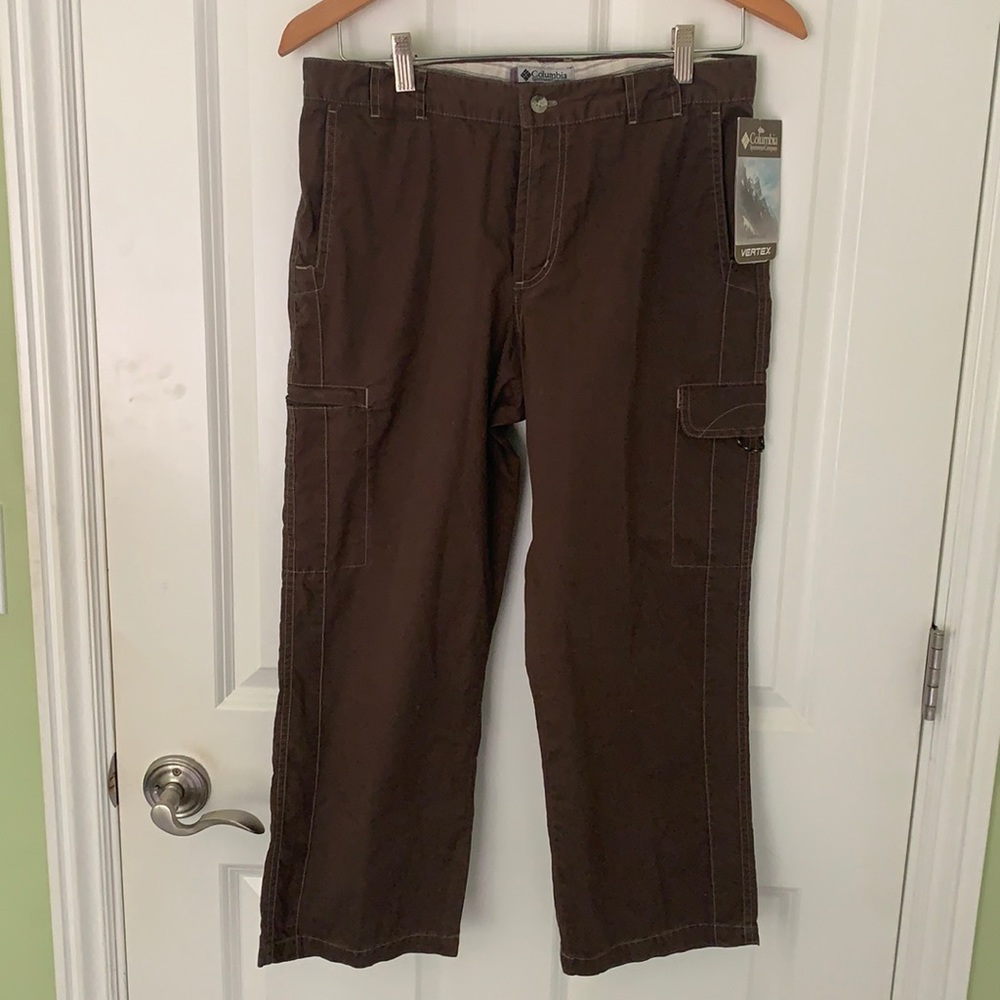 Columbia Cargo pants. size 10. new with tags